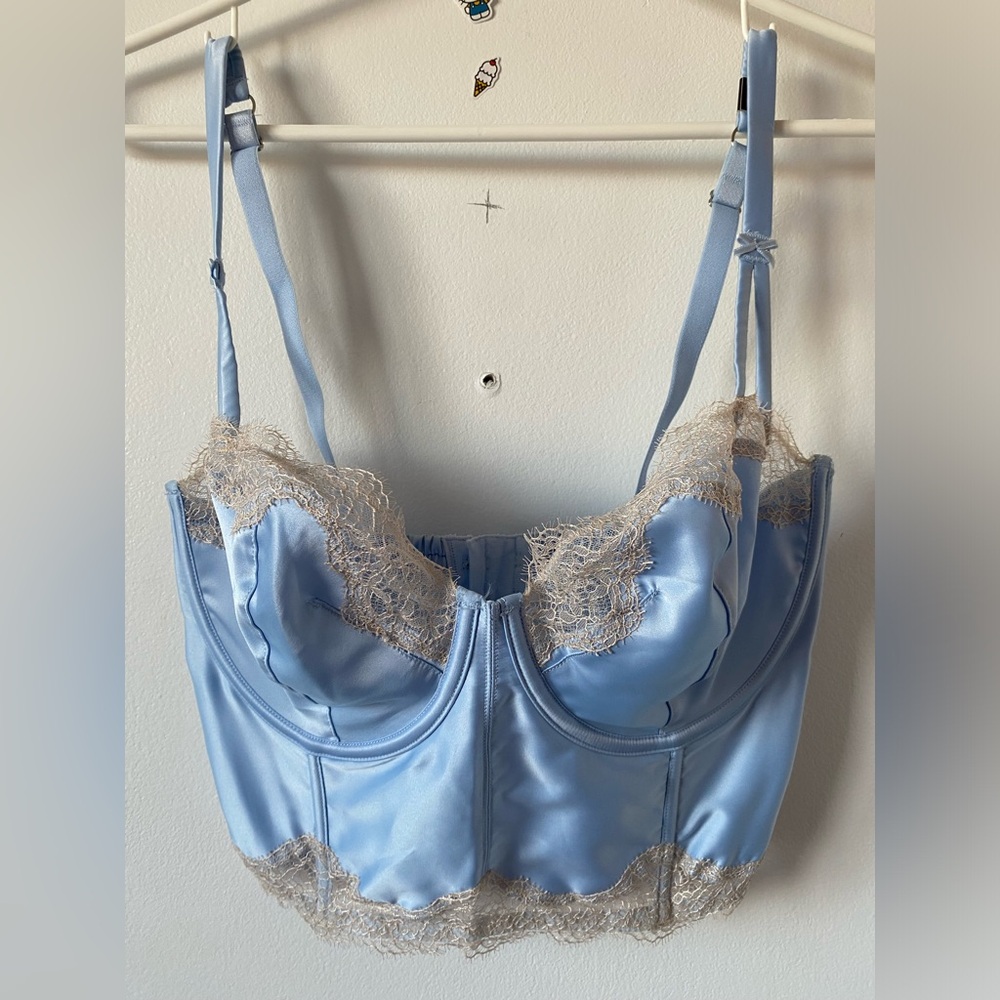 Victoria Secret Blue Lace Trim Satin Bralette New w/tags